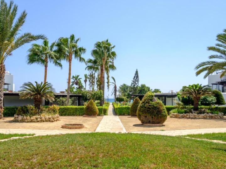 Yialos Village By Cybarco Larnaca Eksteriør billede